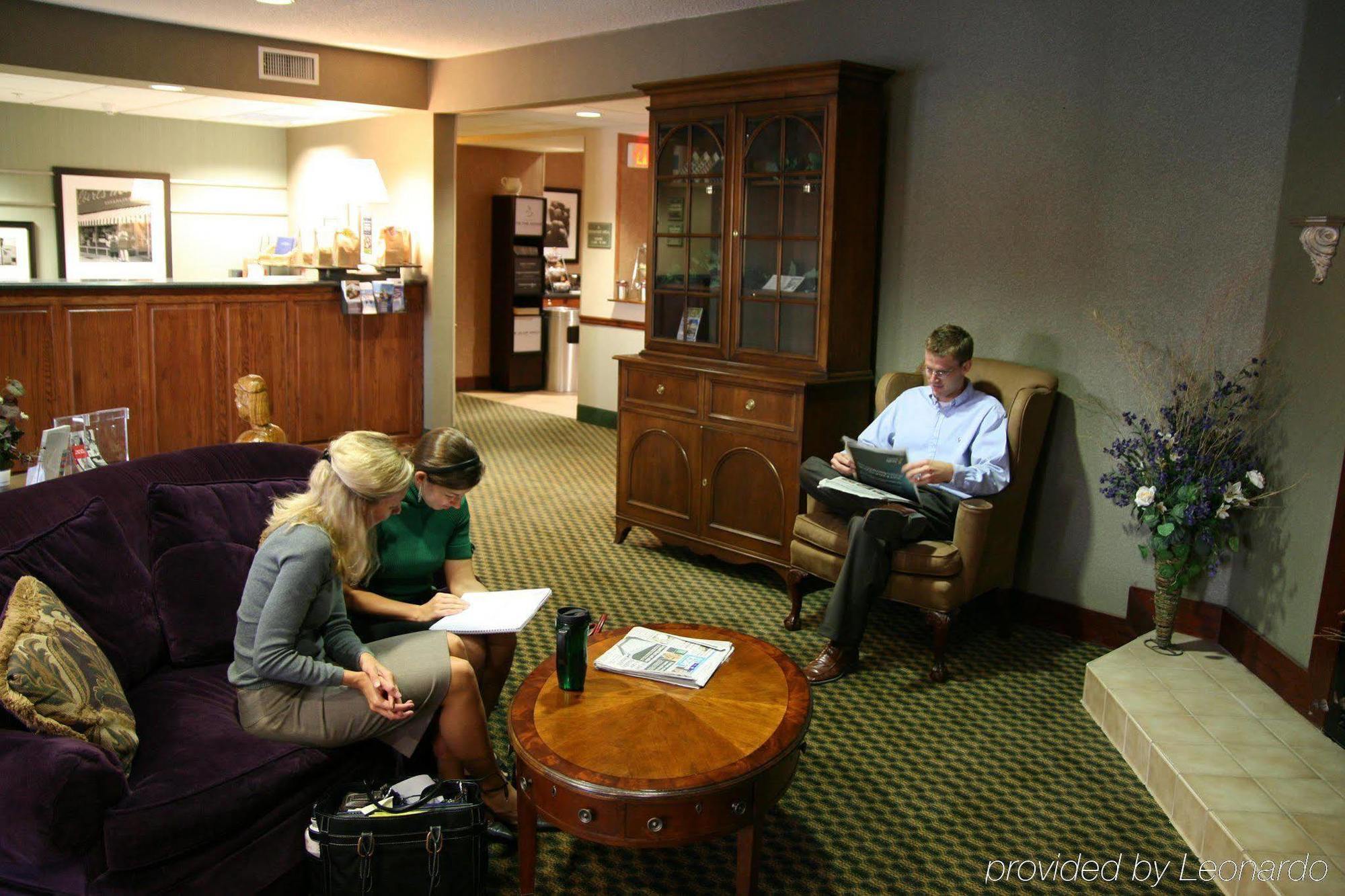 Quality Inn & Suites Quincy - Downtown Intérieur photo