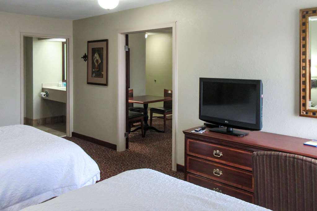 Quality Inn & Suites Quincy - Downtown Chambre photo